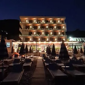 Aross Hotel Kanine